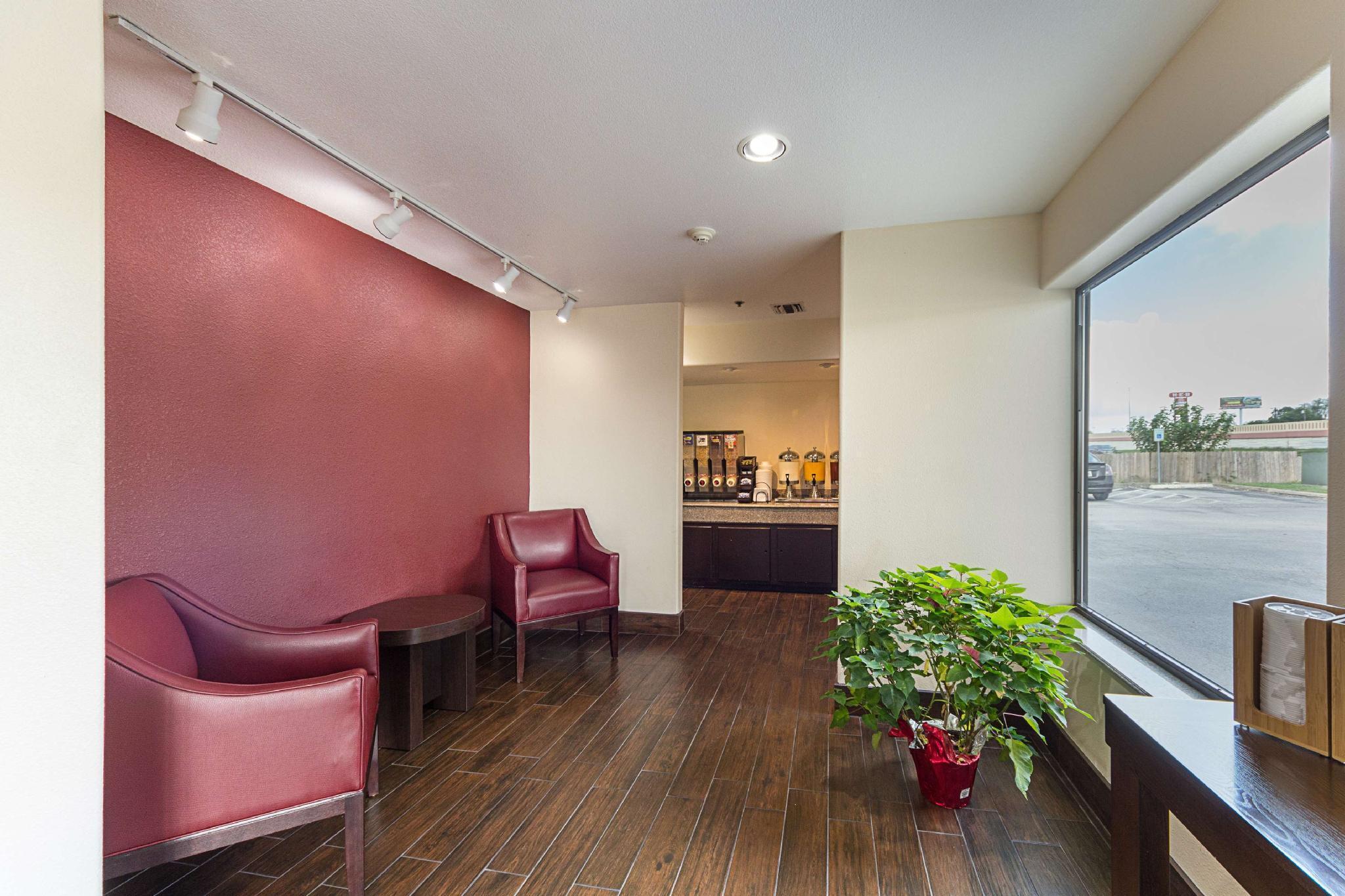 Super 8 By Wyndham New Braunfels I-35 Hotel Bagian luar foto