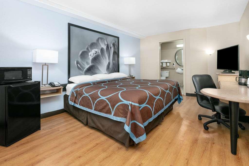 Super 8 By Wyndham New Braunfels I-35 Hotel Ruang foto