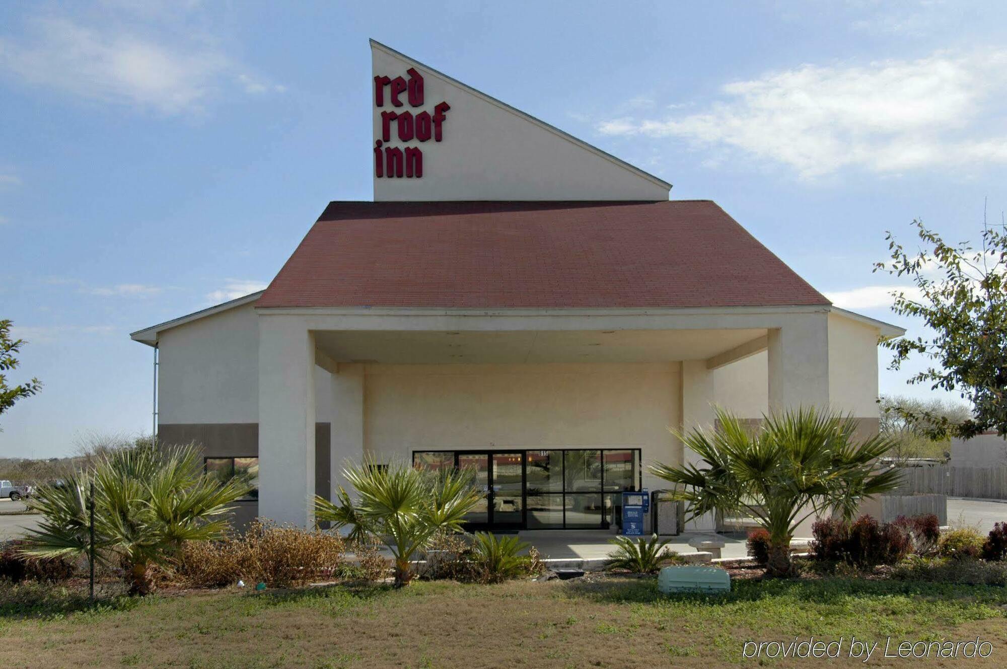 Super 8 By Wyndham New Braunfels I-35 Hotel Bagian luar foto